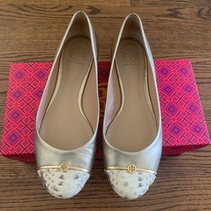 Tory Burch Gold/Natural Logo Ballet Flat 7.5